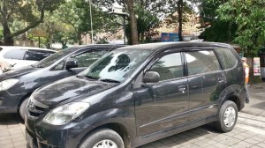 Mobil terparkir daerah Kemuning, Prima Rasa